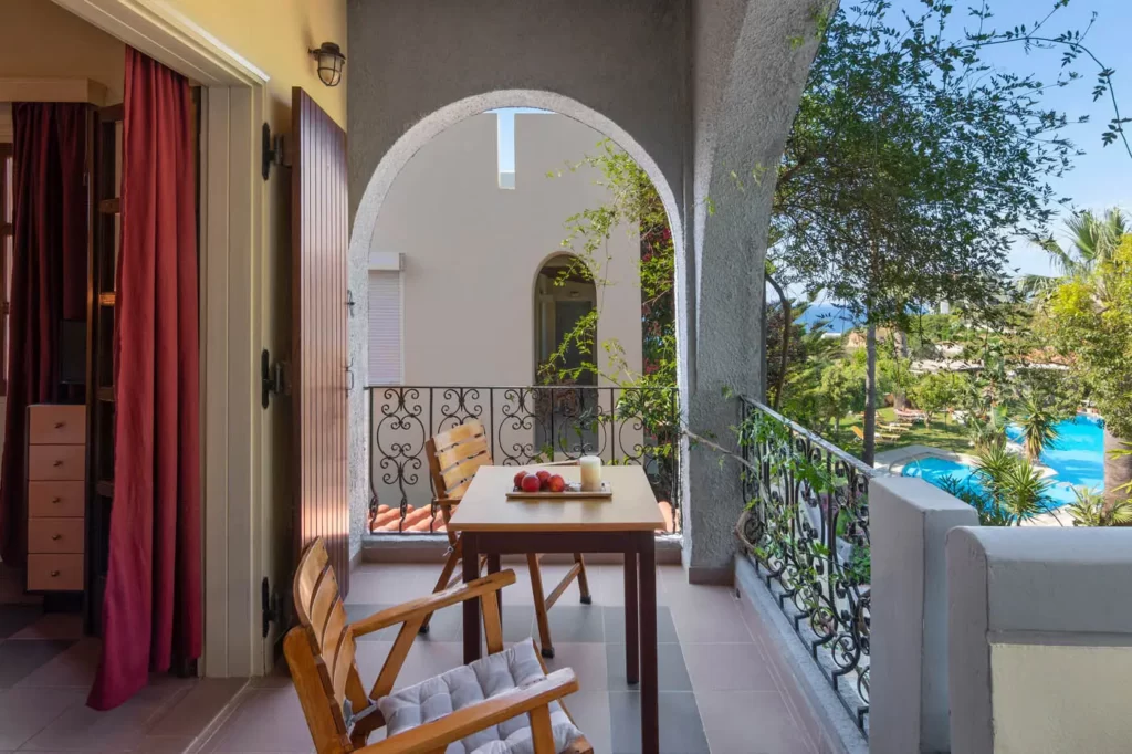 chrissida apartment 4