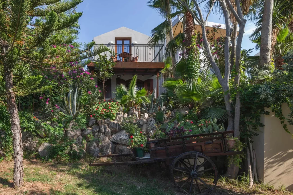 chrissida general exterior view 1